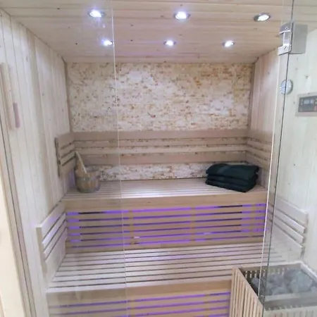 Houseboat Big Poel House 4*